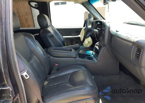 2004 Chevrolet Silverado 1500 Lt из США, поврежденный, VIN 2GCEK13T641377258